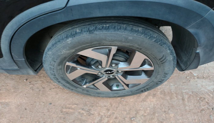 2022 KIA SONET HTX 1.5, Diesel, Manual, 53,862 km, tyre