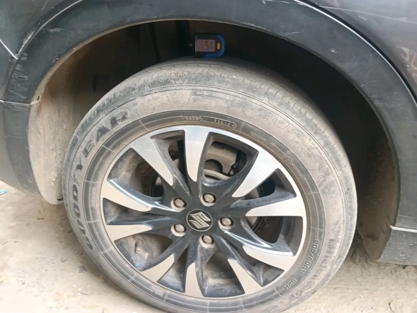 2018 Maruti S Cross ZETA 1.3, Diesel, Manual, 1,02,347 km, tyre