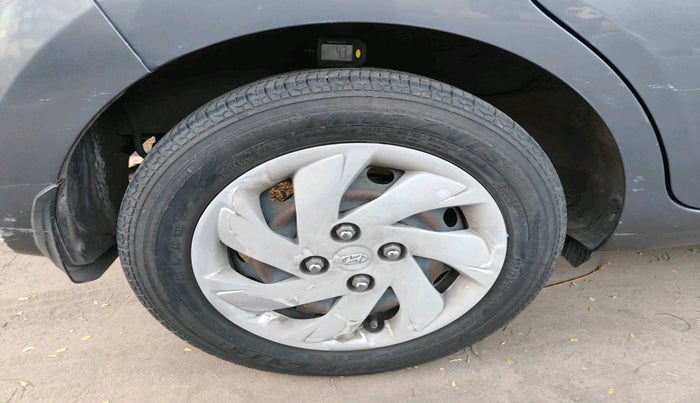 2019 Hyundai NEW SANTRO SPORTZ MT, Petrol, Manual, 40,530 km, tyre