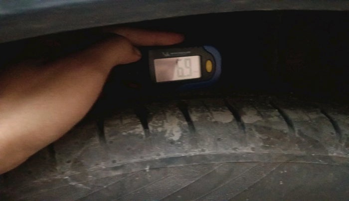 2017 Honda WR-V 1.2L I-VTEC VX MT, Petrol, Manual, 74,177 km, tyre