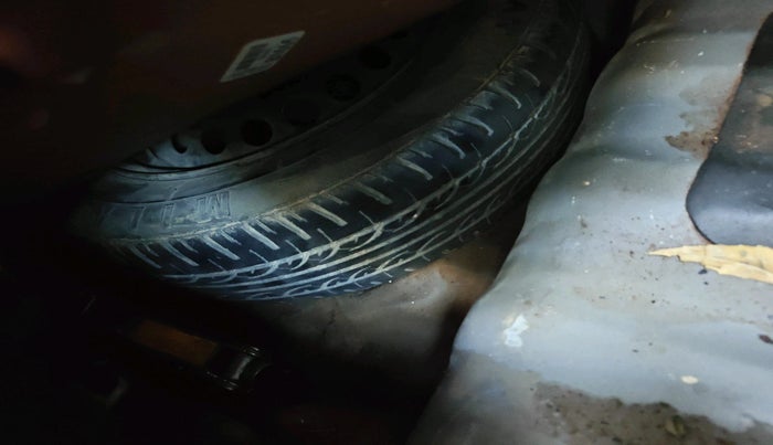 2014 Hyundai Grand i10 MAGNA 1.1 CRDI, Diesel, Manual, 75,740 km, tyre