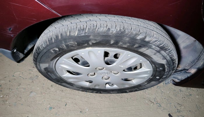 2015 Honda Amaze 1.2L I-VTEC S, Petrol, Manual, 47,085 km, tyre