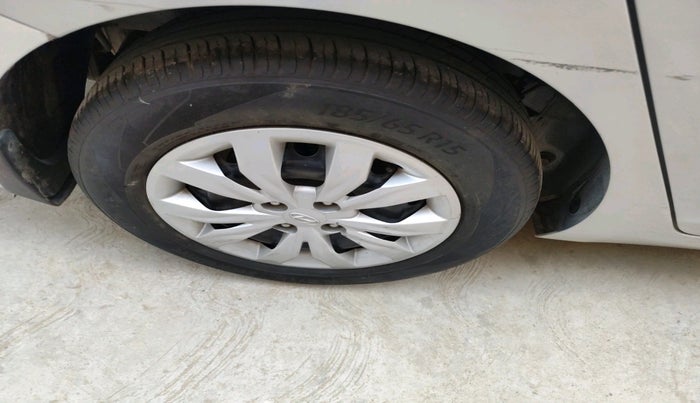 2018 Hyundai Verna 1.4 EX PETROL, Petrol, Manual, 49,640 km, tyre