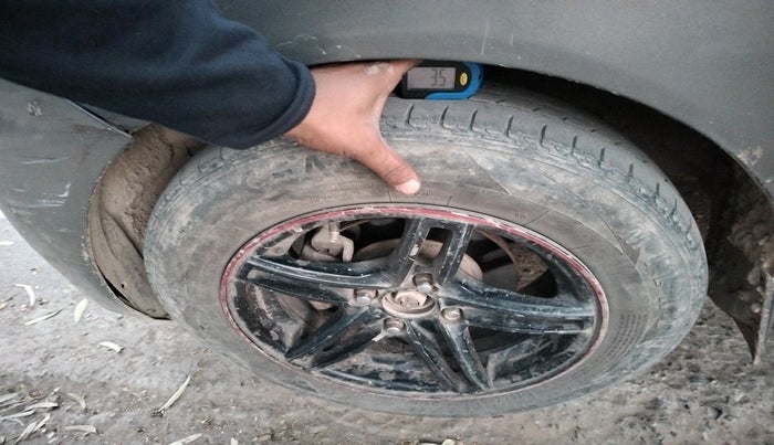 2012 Chevrolet Beat LS PETROL, Petrol, Manual, 84,870 km, tyre