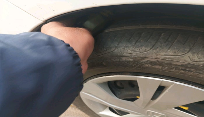 2023 Honda City 1.5L I-VTEC SV, Petrol, Manual, 12,757 km, tyre