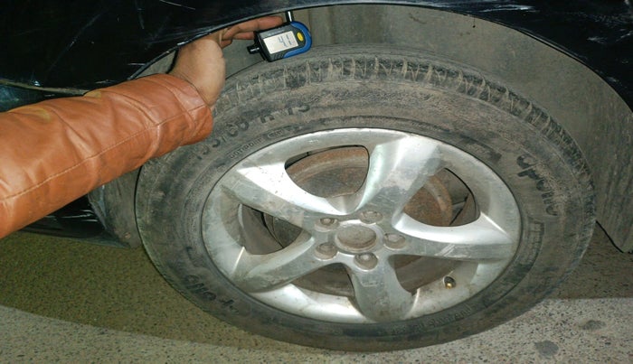 2012 Skoda Rapid ELEGANCE 1.6 TDI CR MT, Diesel, Manual, 1,48,221 km, tyre