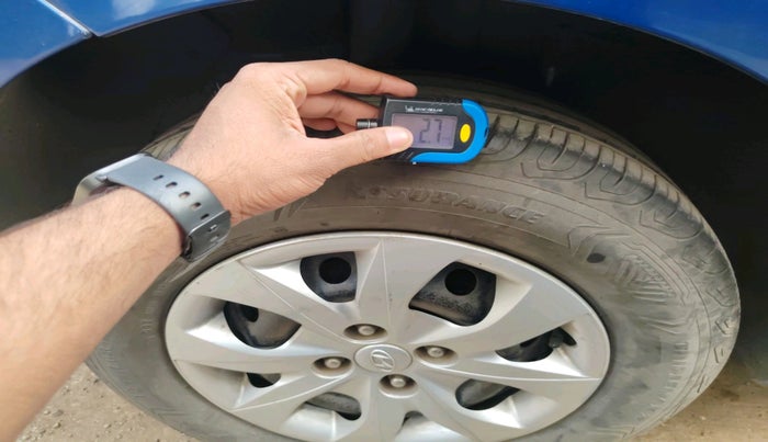 2015 Hyundai Elite i20 SPORTZ 1.4 CRDI, Diesel, Manual, 64,119 km, tyre