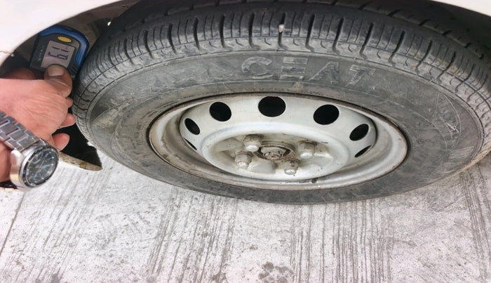 2012 Hyundai Eon D-LITE+, Petrol, Manual, 74,222 km, tyre