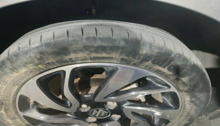 2021 Maruti Baleno ZETA PETROL 1.2, Petrol, Manual, 72,104 km, tyre