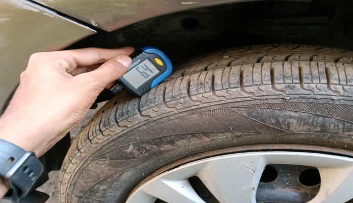 2014 Maruti Wagon R 1.0 VXI, Petrol, Manual, 27,267 km, tyre