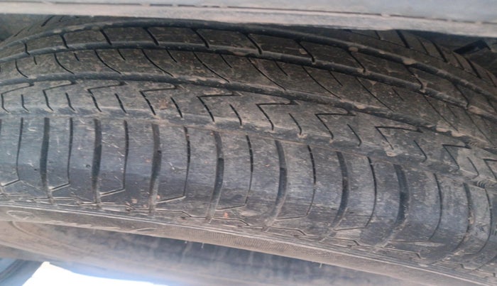 2022 Hyundai ALCAZAR 2.0 SIGNATURE (O) AT 6STR, Petrol, Automatic, 34,651 km, tyre