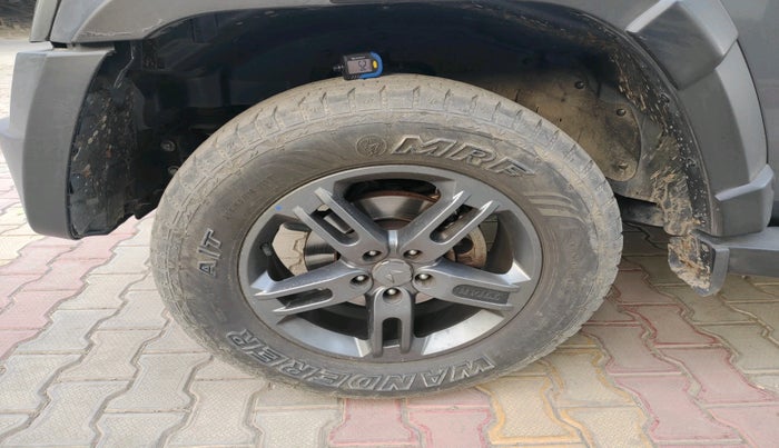 2023 Mahindra Thar LX HARD TOP 4WD MT, Diesel, Manual, 49,542 km, tyre