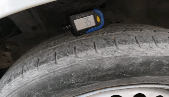 2015 Honda Amaze 1.2L I-VTEC S, Petrol, Manual, 75,723 km, tyre