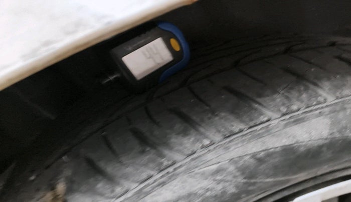 2015 Honda Amaze 1.2L I-VTEC S, Petrol, Manual, 75,723 km, tyre