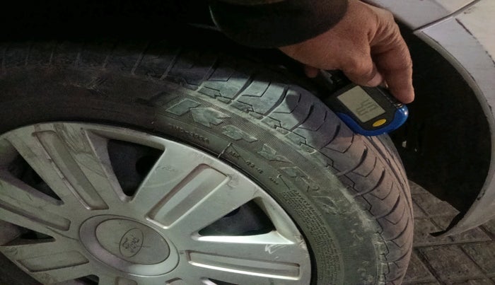 2011 Ford Figo EXI 1.2 PETROL, Petrol, Manual, 84,704 km, tyre