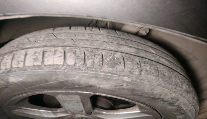 2011 Honda City 1.5L I-VTEC V MT, Petrol, Manual, 1,47,349 km, tyre