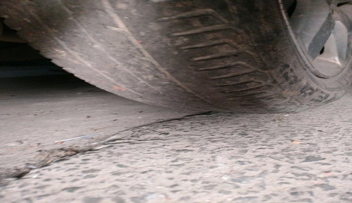 2011 Honda City 1.5L I-VTEC V MT, Petrol, Manual, 1,47,349 km, tyre