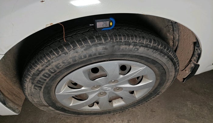 2016 Hyundai Elite i20 MAGNA 1.2, Petrol, Manual, 35,507 km, tyre