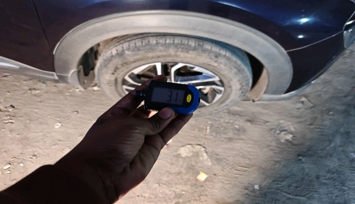 2022 KIA CARENS LUXURY PLUS 1.5 DIESEL AT 7 STR, Diesel, Automatic, 36,952 km, tyre