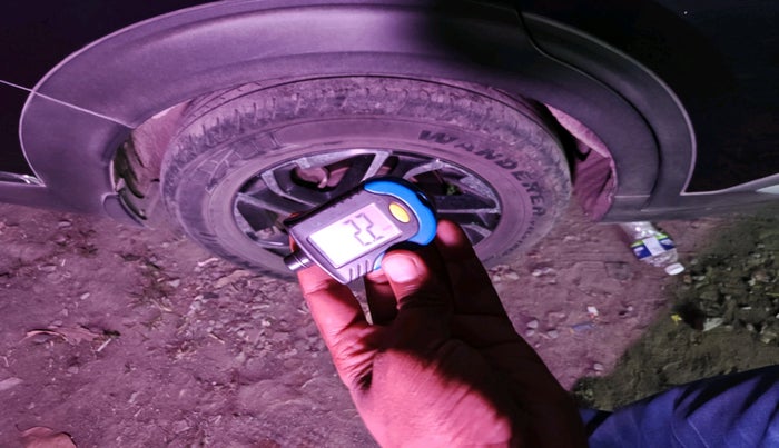 2022 KIA CARENS LUXURY PLUS 1.5 DIESEL AT 7 STR, Diesel, Automatic, 36,952 km, tyre