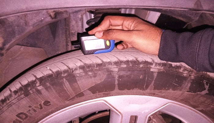 2022 Renault Kiger RXT MT, Petrol, Manual, 27,457 km, tyre