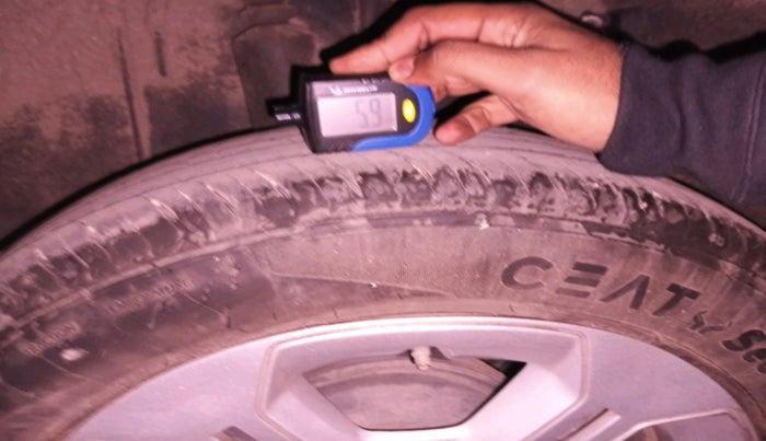 2022 Renault Kiger RXT MT, Petrol, Manual, 27,457 km, tyre