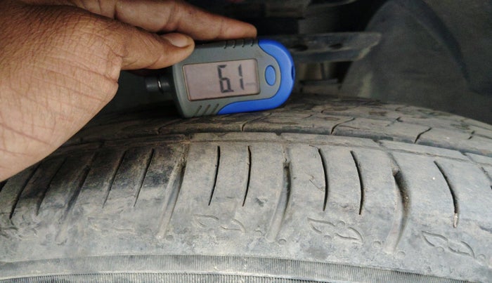 2024 Tata Safari PURE PLUS S AT, Diesel, Automatic, 29,507 km, tyre