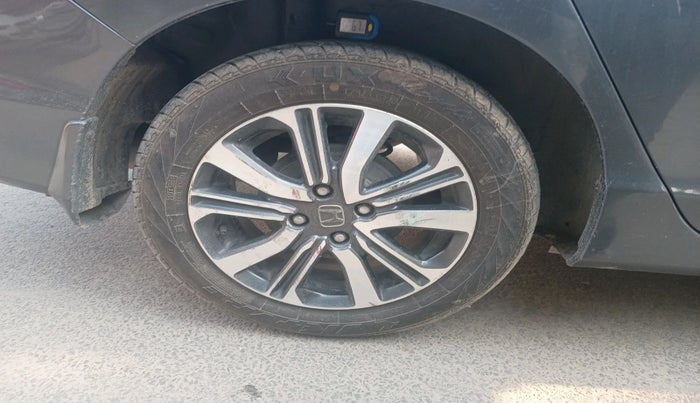 2018 Honda City 1.5L I-VTE V CVT, Petrol, Automatic, 68,557 km, tyre