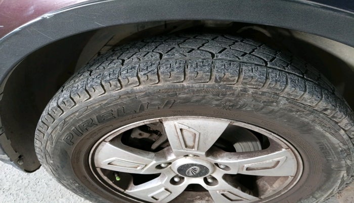 2014 Mahindra XUV500 W8, Diesel, Manual, 89,584 km, tyre