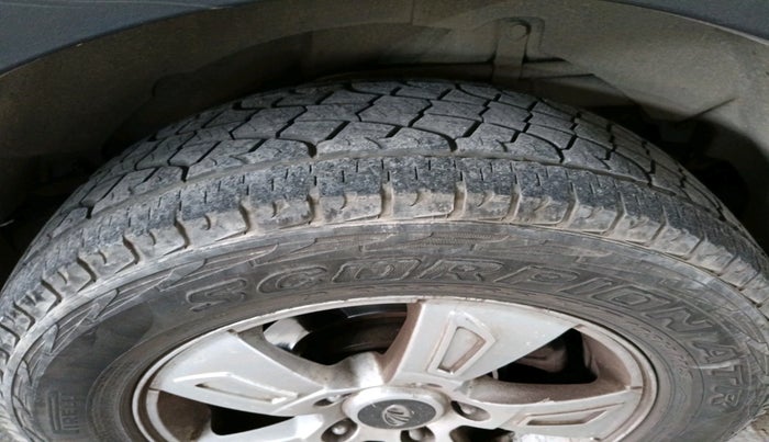 2014 Mahindra XUV500 W8, Diesel, Manual, 89,584 km, tyre