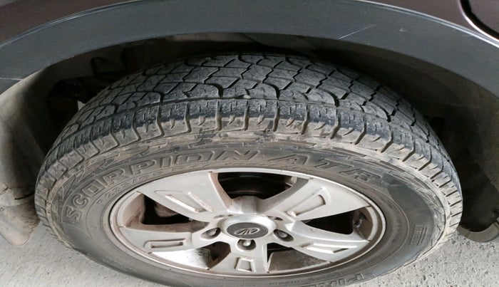 2014 Mahindra XUV500 W8, Diesel, Manual, 89,584 km, tyre