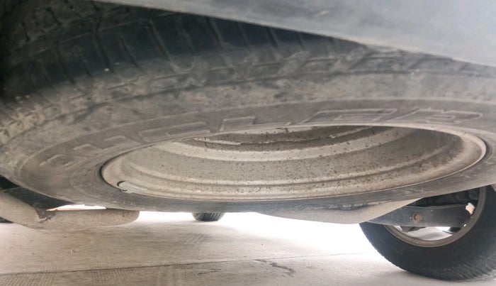 2017 Mahindra XUV500 W10, Diesel, Manual, 1,12,720 km, tyre