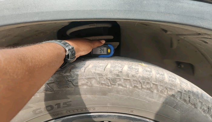 2021 Tata Harrier XZA PLUS 2.0L, Diesel, Automatic, 78,785 km, tyre