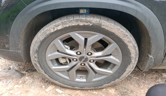 2024 KIA SELTOS  HTX 1.5 PETROL MT, Petrol, Manual, 23,259 km, tyre