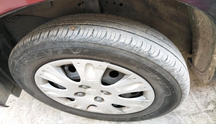 2015 Honda Amaze 1.2L I-VTEC S, Petrol, Manual, 69,170 km, tyre