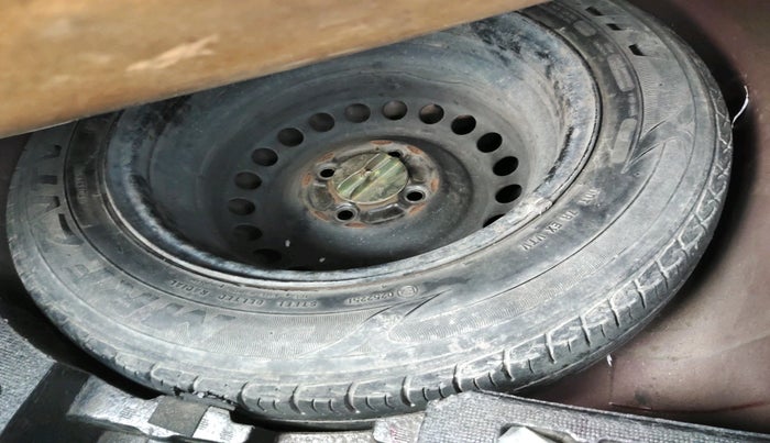 2015 Honda Amaze 1.2L I-VTEC S, Petrol, Manual, 69,170 km, tyre