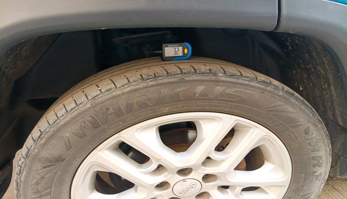 2017 Jeep Compass LIMITED 2.0 DIESEL, Diesel, Manual, 1,48,163 km, tyre