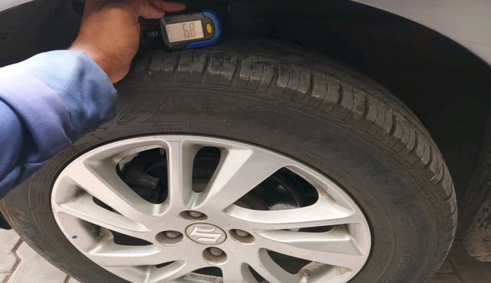 2014 Maruti Swift ZDI, Diesel, Manual, 1,24,976 km, tyre