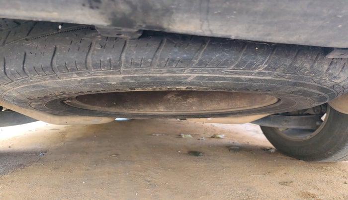 2012 Mahindra XUV500 W8, Diesel, Manual, 1,98,105 km, tyre