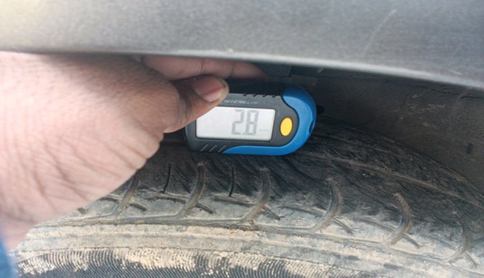 2019 Maruti Ciaz DELTA 1.5 SHVS MT PETROL, Petrol, Manual, 60,004 km, tyre