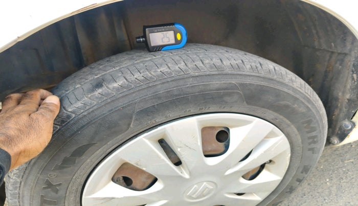 2014 Maruti Swift Dzire VDI, Diesel, Manual, 1,31,842 km, tyre