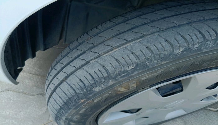 2024 Maruti New Wagon-R VXI 1.0, Petrol, Manual, 27,453 km, tyre