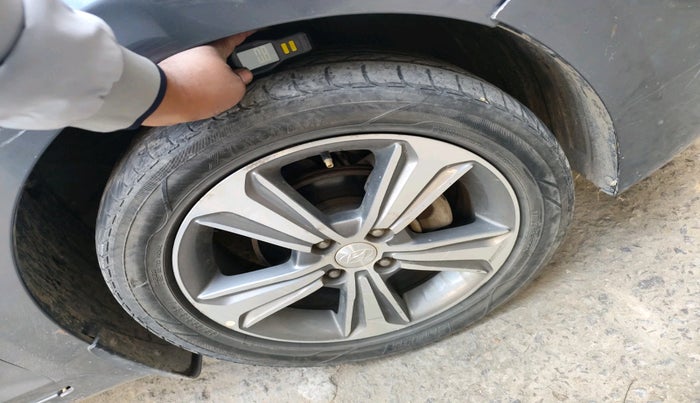 2018 Hyundai Verna 1.6 CRDI SX + AT, Diesel, Automatic, 1,09,629 km, tyre