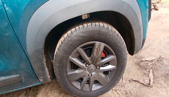 2020 Renault Kwid CLIMBER 1.0 (O), Petrol, Manual, 55,827 km, tyre