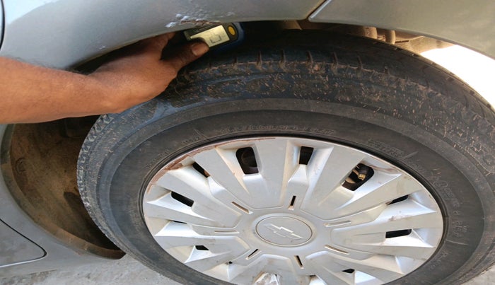 2013 Chevrolet Sail UVA 1.2 LS, Petrol, Manual, 90,108 km, tyre