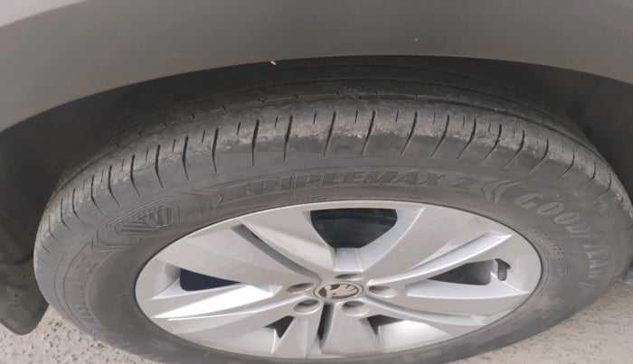 2022 Skoda KUSHAQ AMBITION 1.0L TSI MT, Petrol, Manual, 38,305 km, tyre