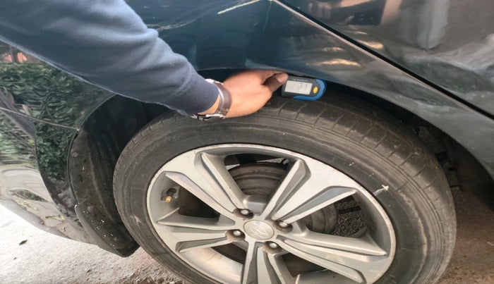 2017 Hyundai Verna 1.6 VTVT SX (O) AT, Petrol, Automatic, 1,31,996 km, tyre