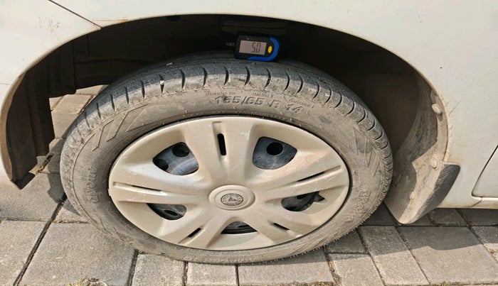 2013 Maruti Wagon R 1.0 VXI, Petrol, Manual, 29,673 km, tyre