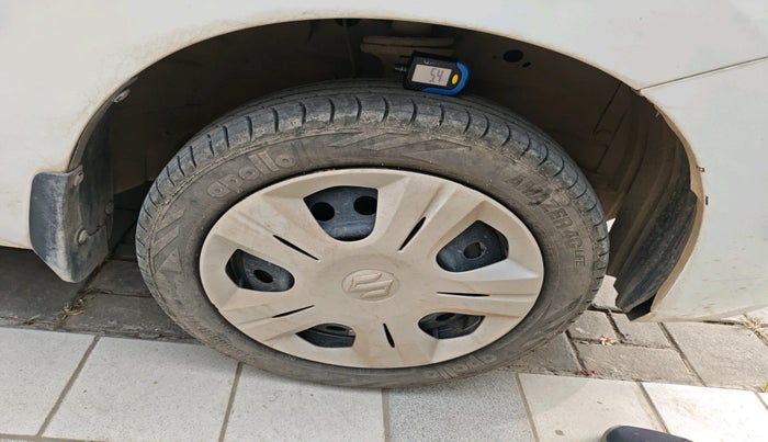 2013 Maruti Wagon R 1.0 VXI, Petrol, Manual, 29,673 km, tyre