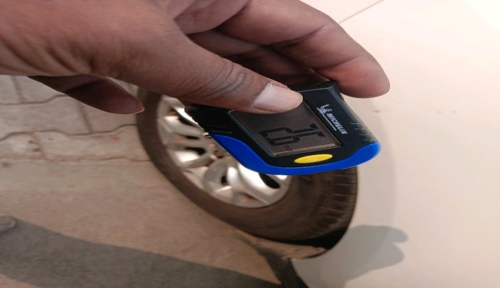 2014 Ford Ecosport TITANIUM 1.5L PETROL AT, Petrol, Automatic, 99,999 km, tyre